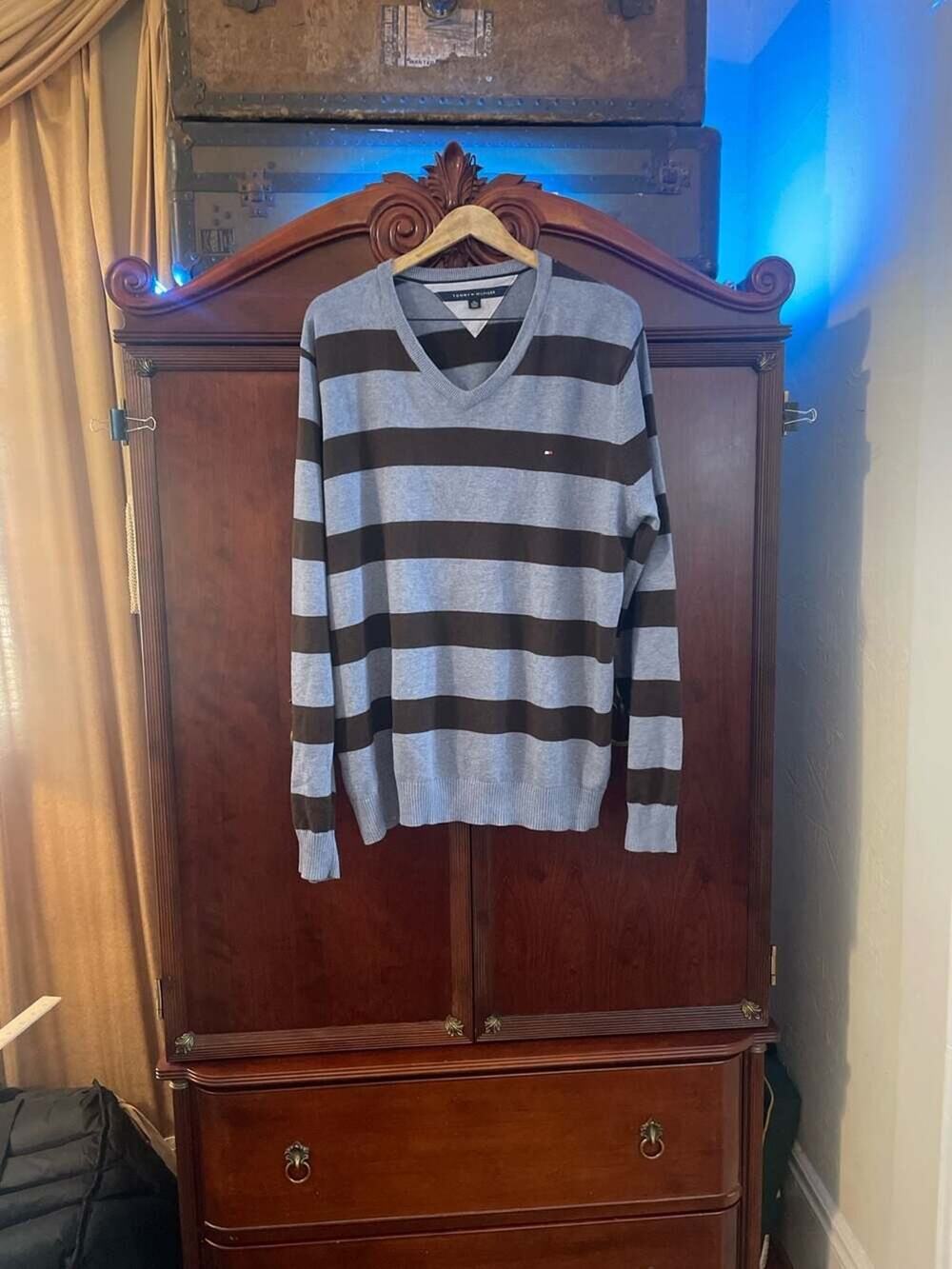 Tommy Hilfiger Men's Striped V-Neck Sweater Blue Brown Size XL